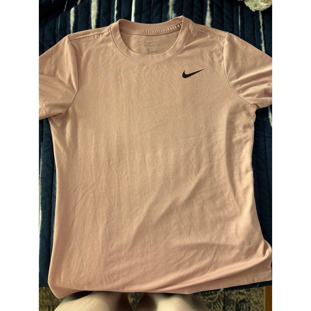 Pink dry fit Nike shirt